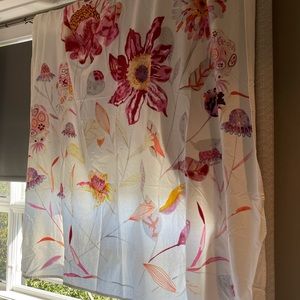 Gorgeous “Painted” Floral Shower Curtain